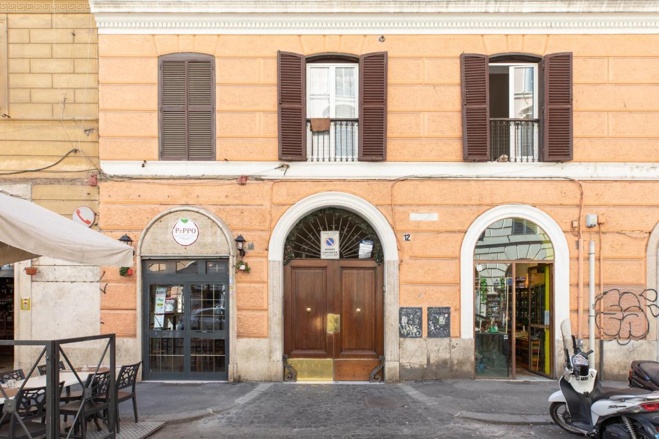 Iflat A Sparkle Of Red In Trastevere Рим Екстериор снимка