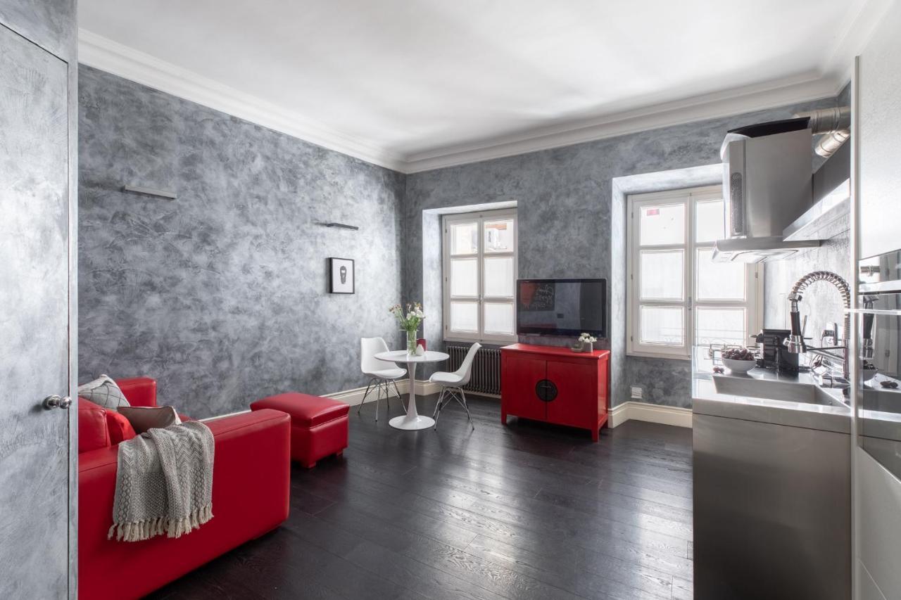 Iflat A Sparkle Of Red In Trastevere Рим Екстериор снимка